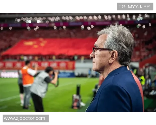 伊万初次回应球迷骂他是老骗子，直言我执教四十年，拿过13座冠军